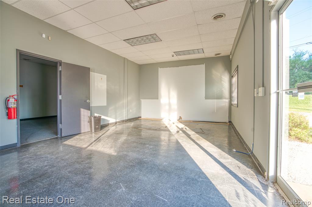1621 Plymouth Road Property Photo 7