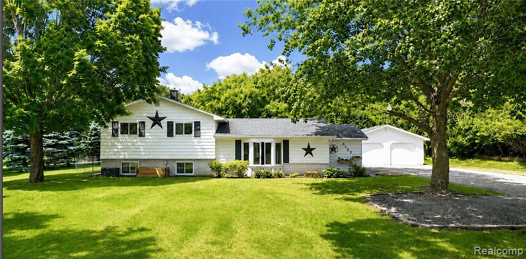 3157 N Irish Road