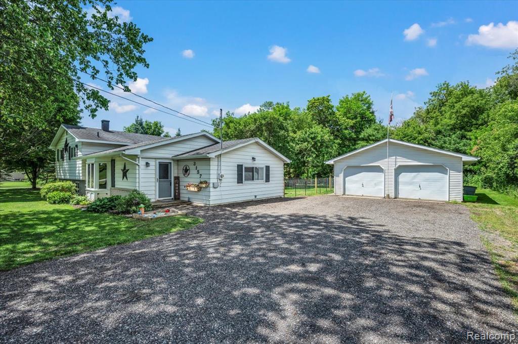3157 N Irish Road Property Photo 6