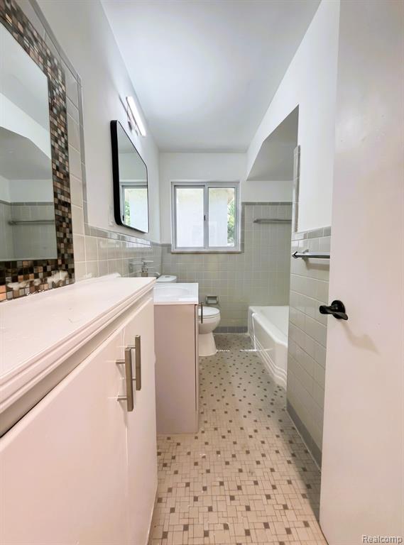 8573 E Outer Drive Property Photo 27