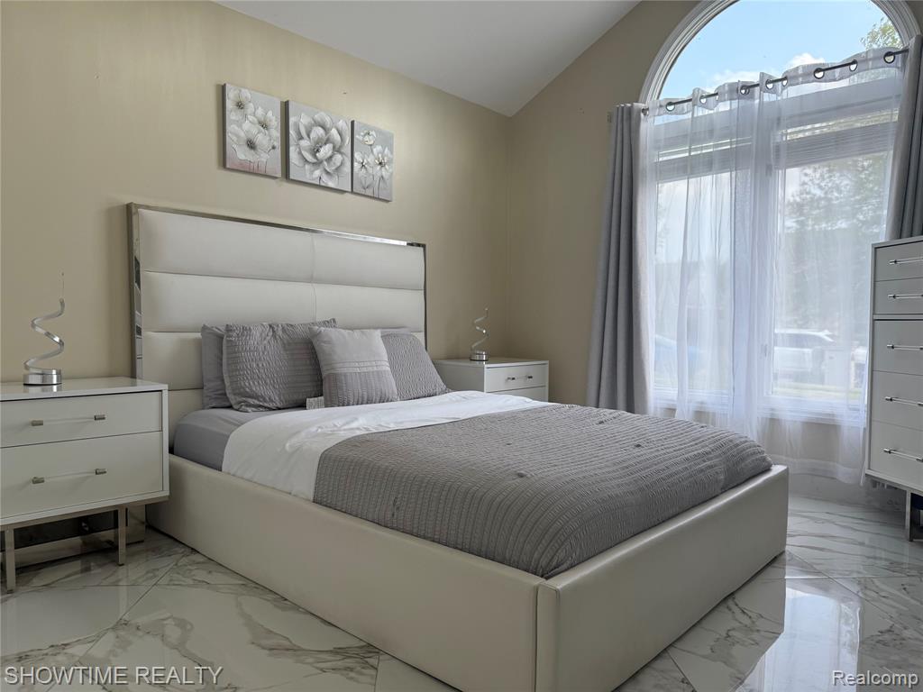 21523 Mackenzie Drive Property Photo 22