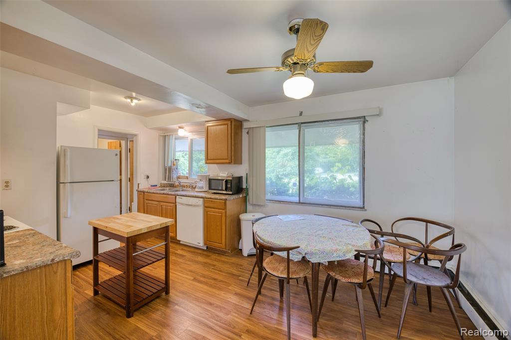 3020 Glengary Road Property Photo 12