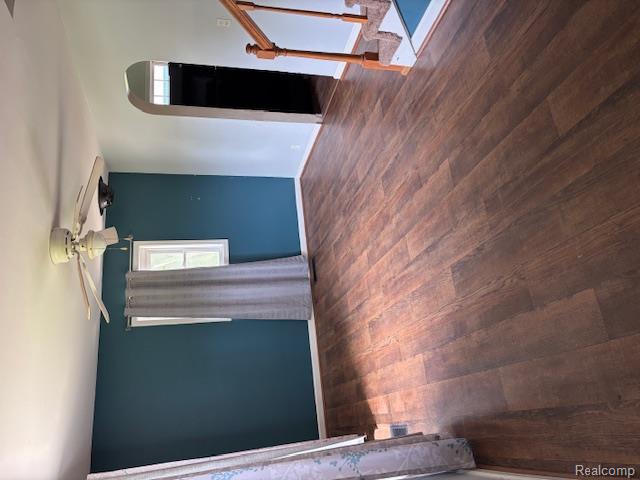 7057 Lapeer Road Property Photo 2