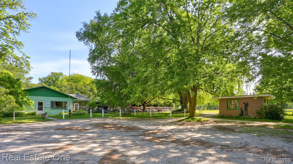 5848 Griggs Road Property Photo 7