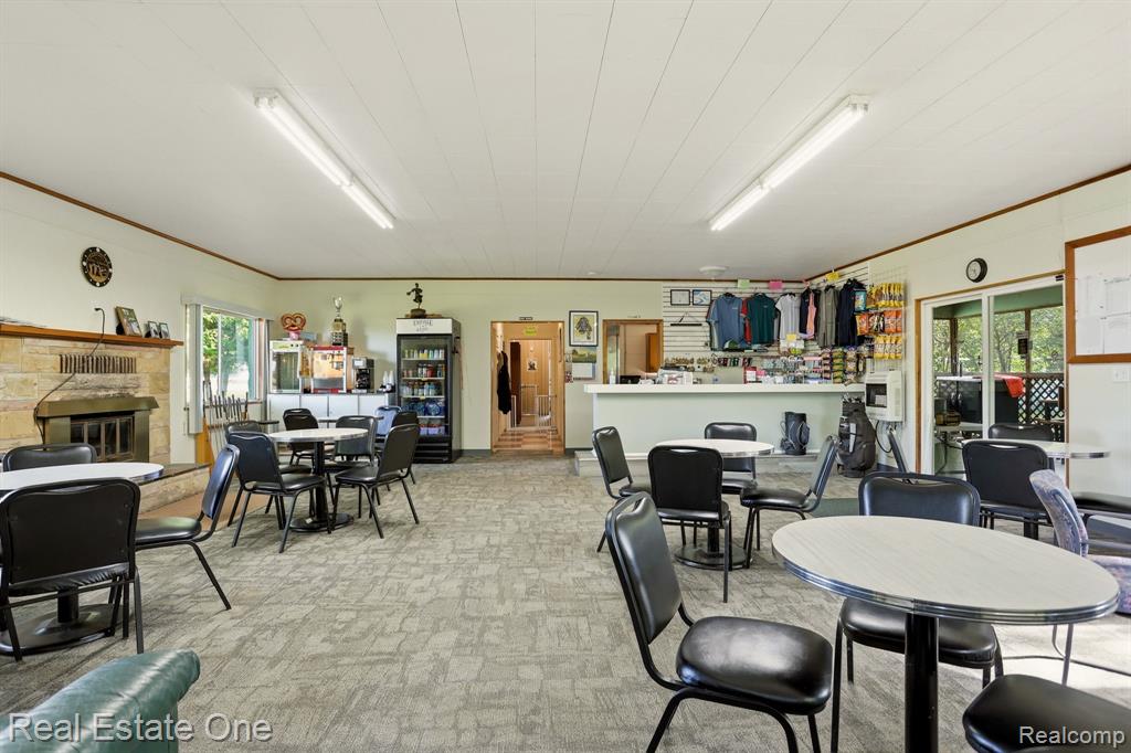 5848 Griggs Road Property Photo 12