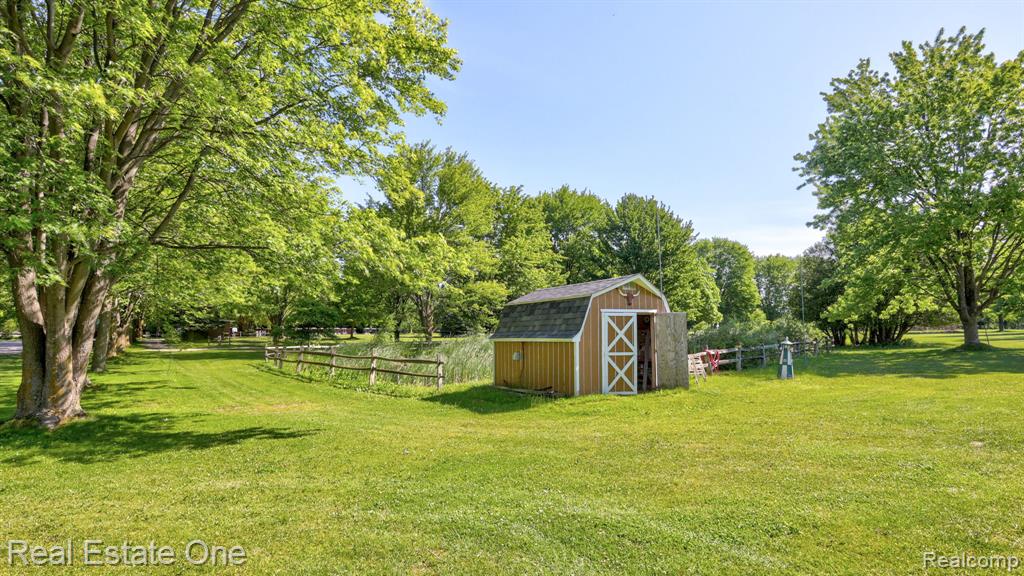 5848 Griggs Road Property Photo 37
