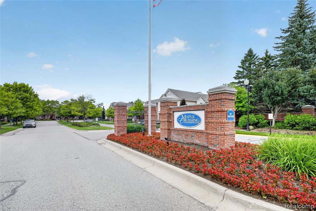 23104 Chesapeake Circle Property Photo 1