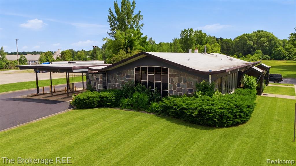 6093 Dixie Highway Property Photo 3