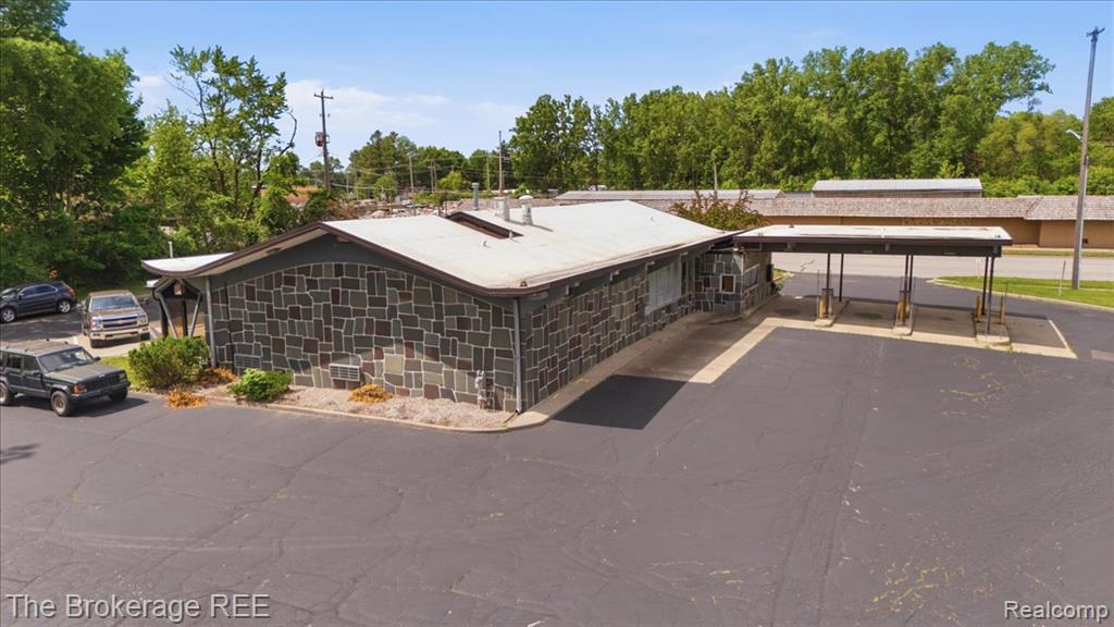 6093 Dixie Highway Property Photo 5