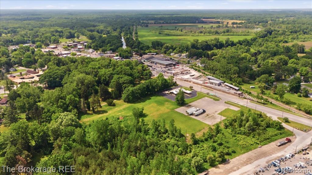 6093 Dixie Highway Property Photo 17
