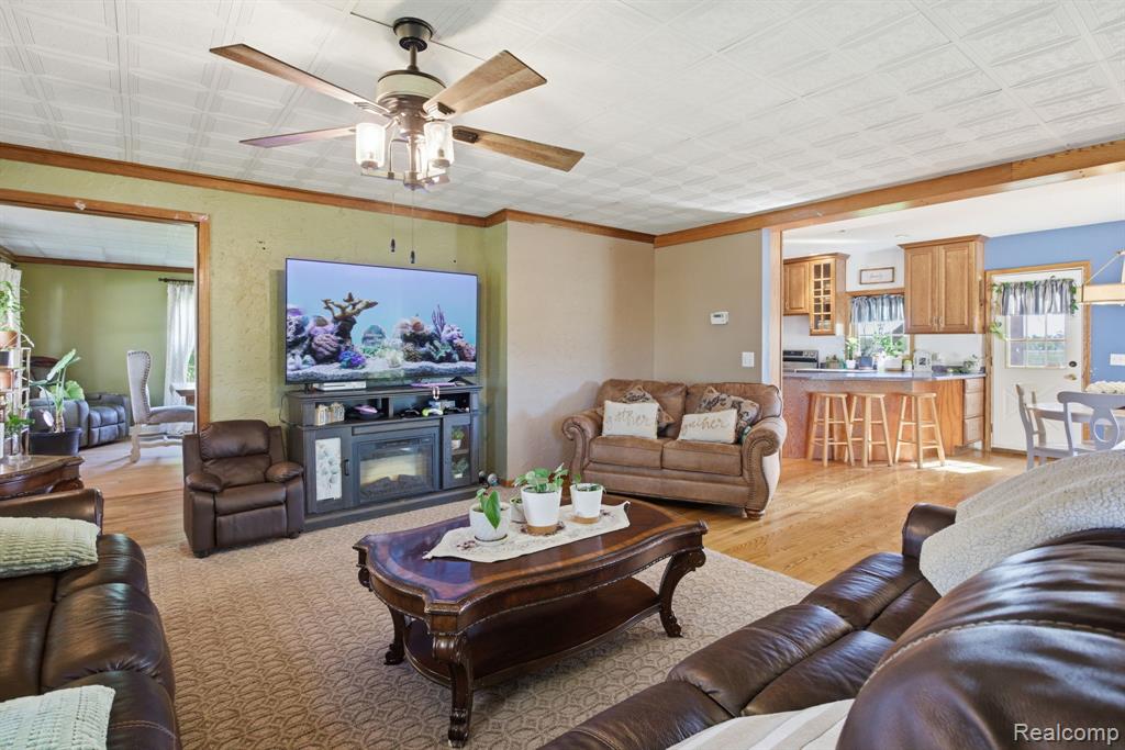 14104 Carleton West Road Property Photo 9