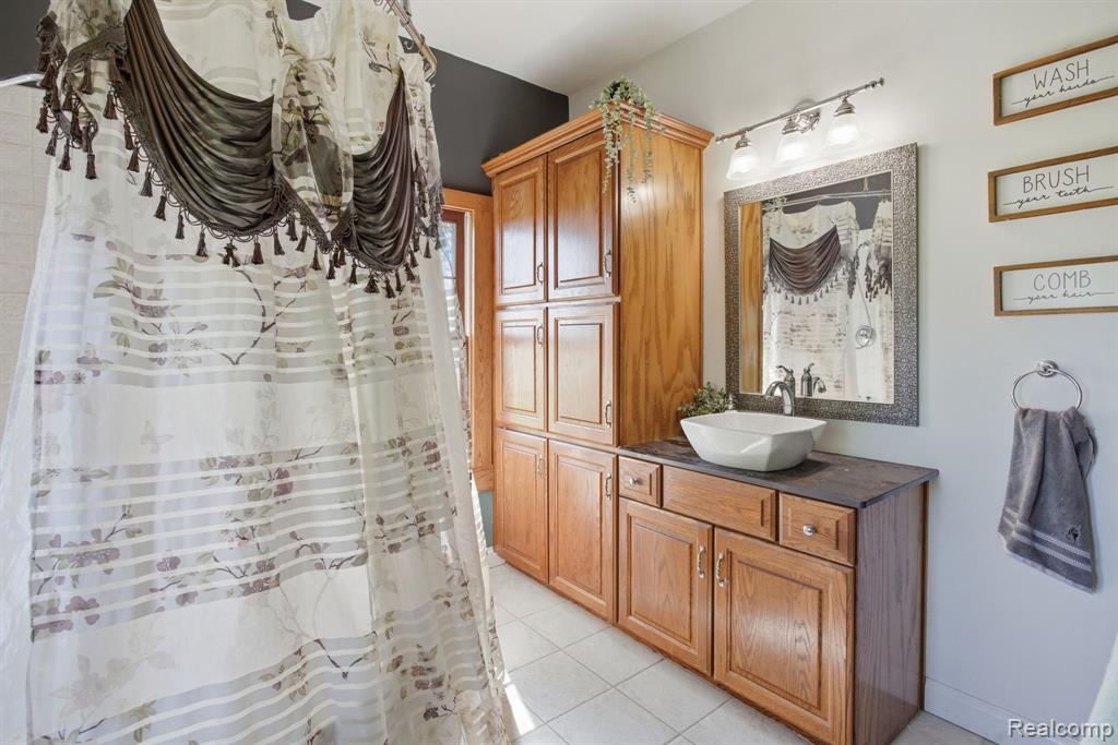 14104 Carleton West Road Property Photo 25