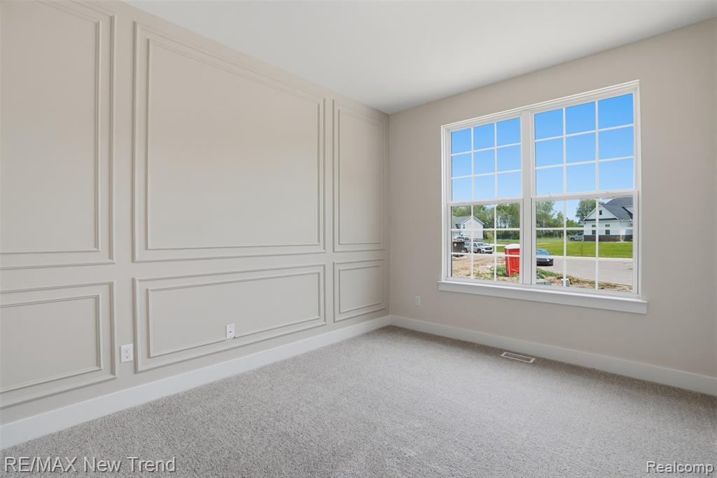 2100 Crested Butte Drive Property Photo 7