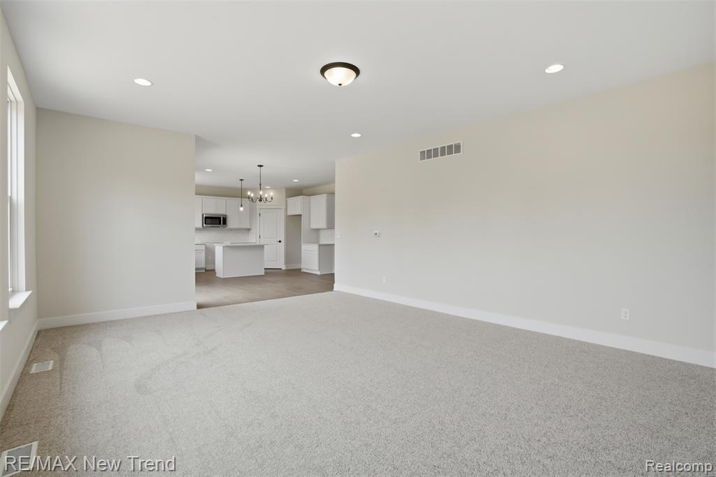 2100 Crested Butte Drive Property Photo 14