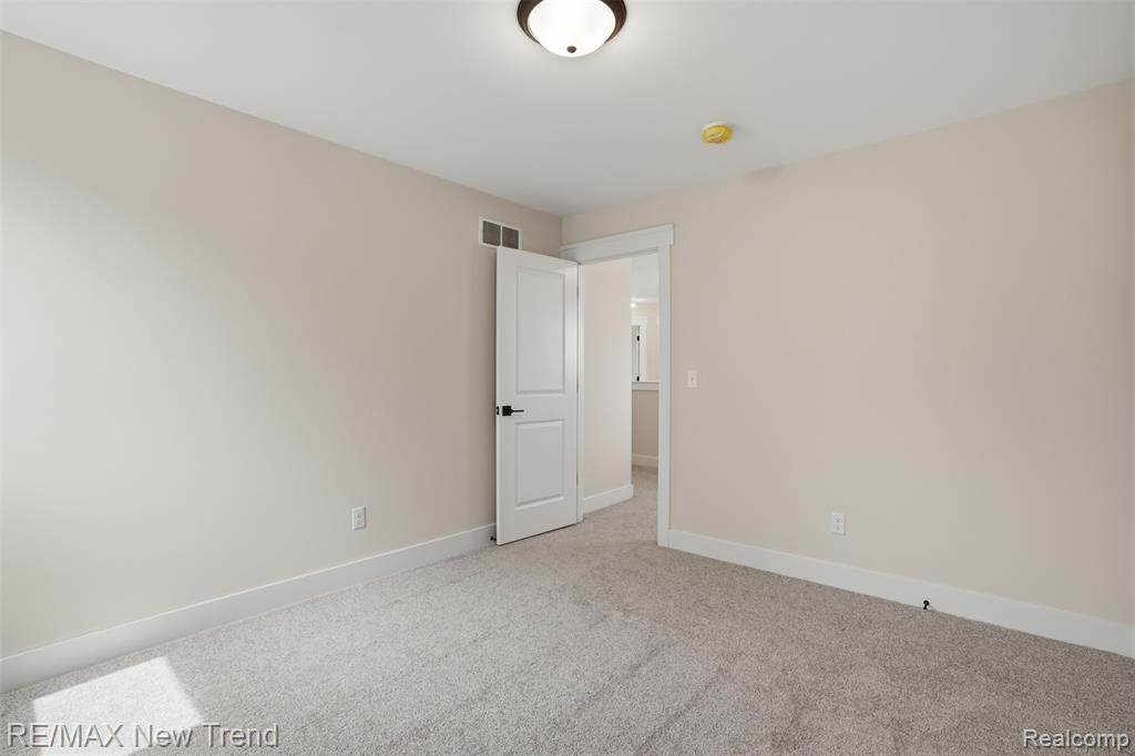 2100 Crested Butte Drive Property Photo 36