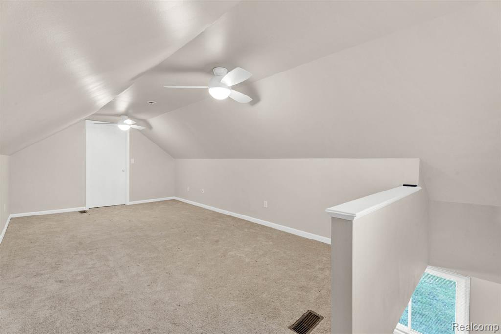2121 Chesley Drive Property Photo 20