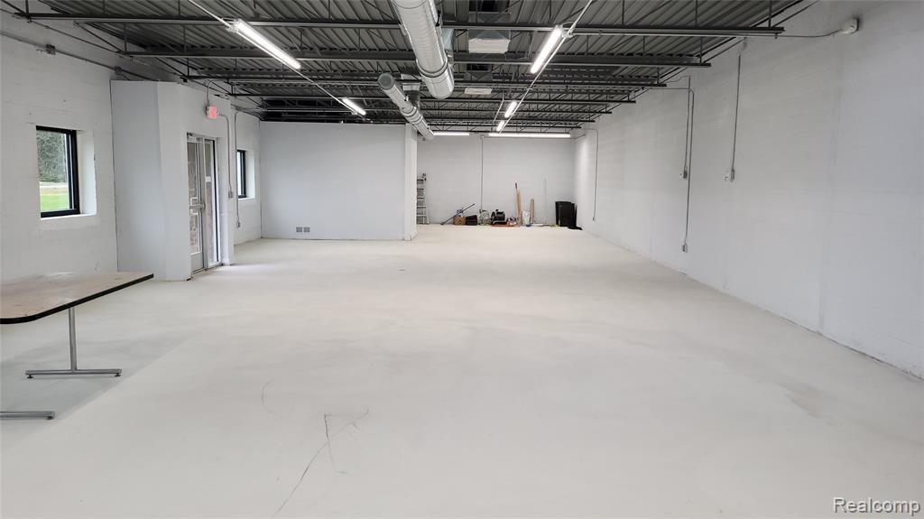 16749, 16755 & Middlebelt Road Property Photo 11