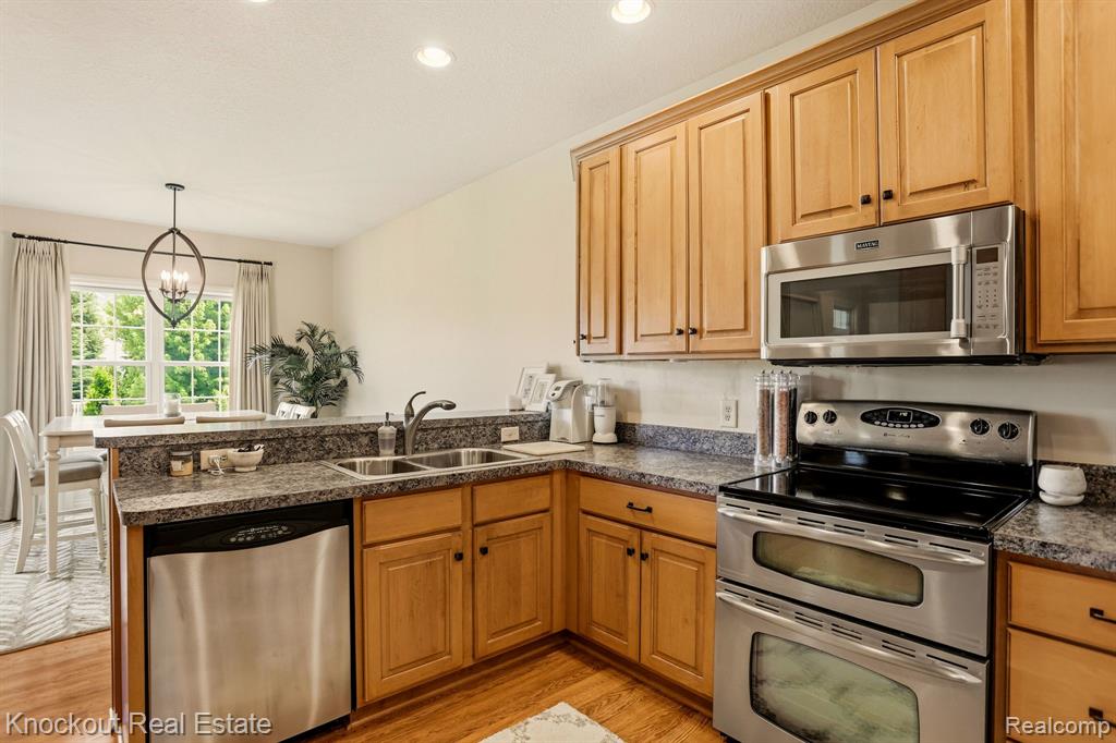 373 Block Street Property Photo 15