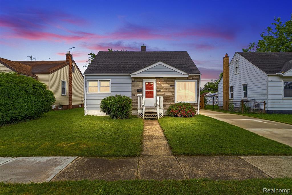 12848 Vernon Avenue Property Photo 1
