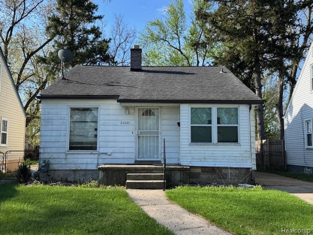 22641 Pembroke Avenue Property Photo 1