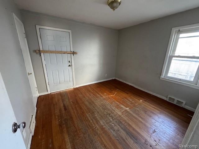 22641 Pembroke Avenue Property Photo 7