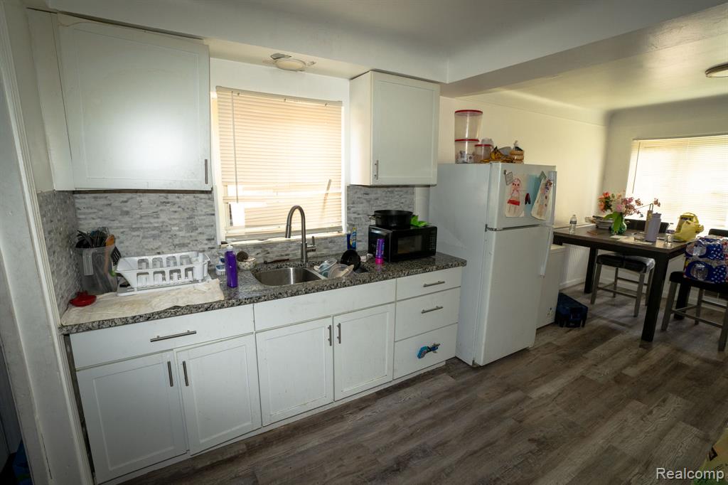 16821 E 8 Mile Road Property Photo 6