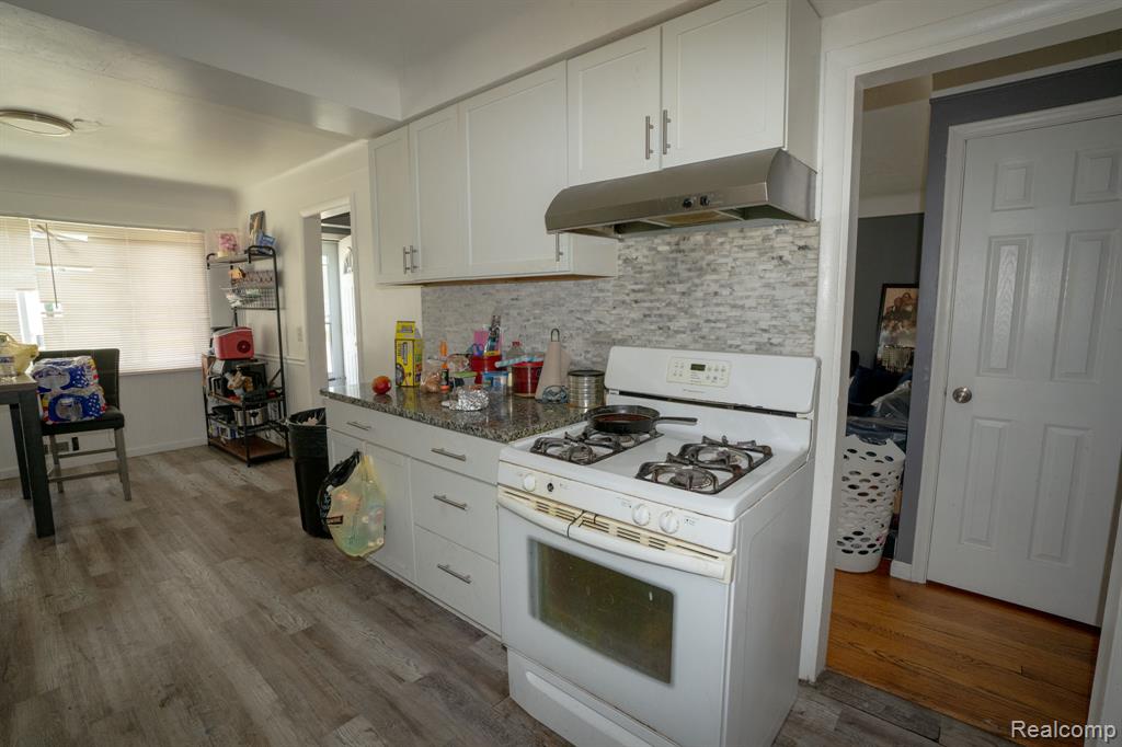 16821 E 8 Mile Road Property Photo 7