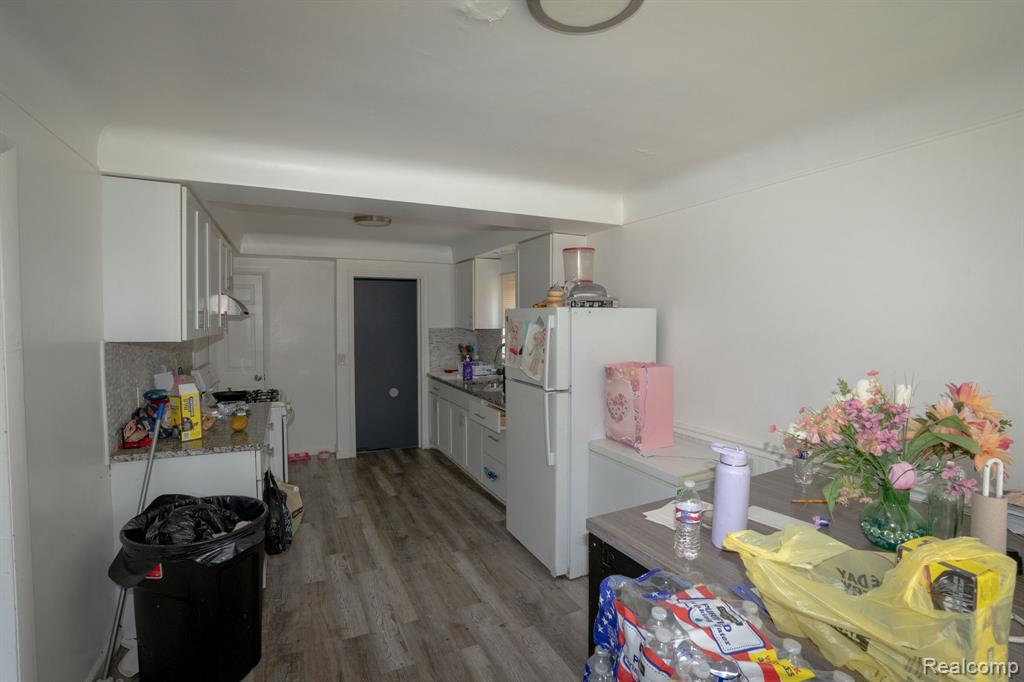 16821 E 8 Mile Road Property Photo 9