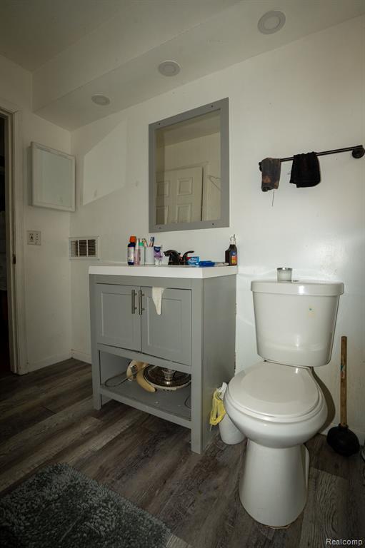 16821 E 8 Mile Road Property Photo 11