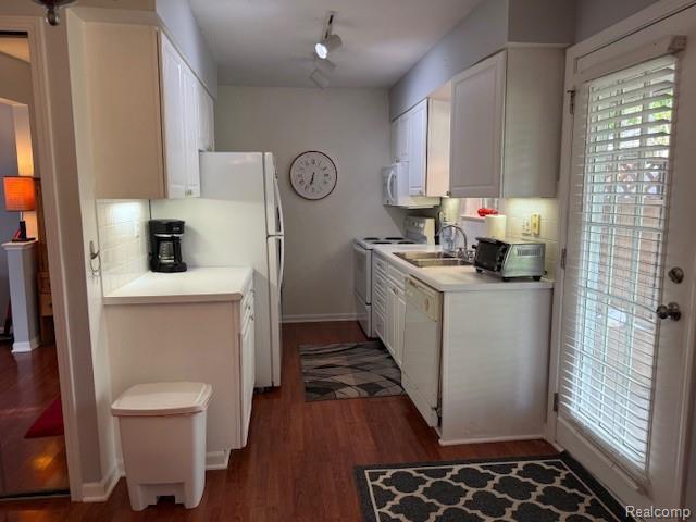 6351 Beechfield Drive Property Photo 8