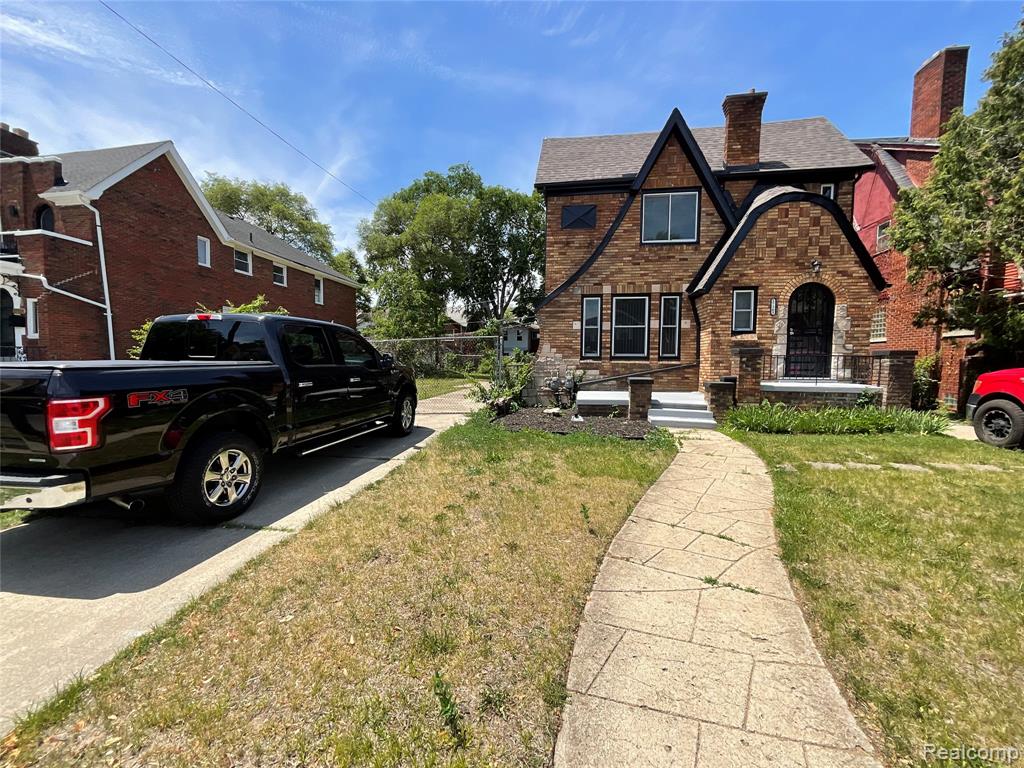 17165 Wisconsin Street Property Photo 1