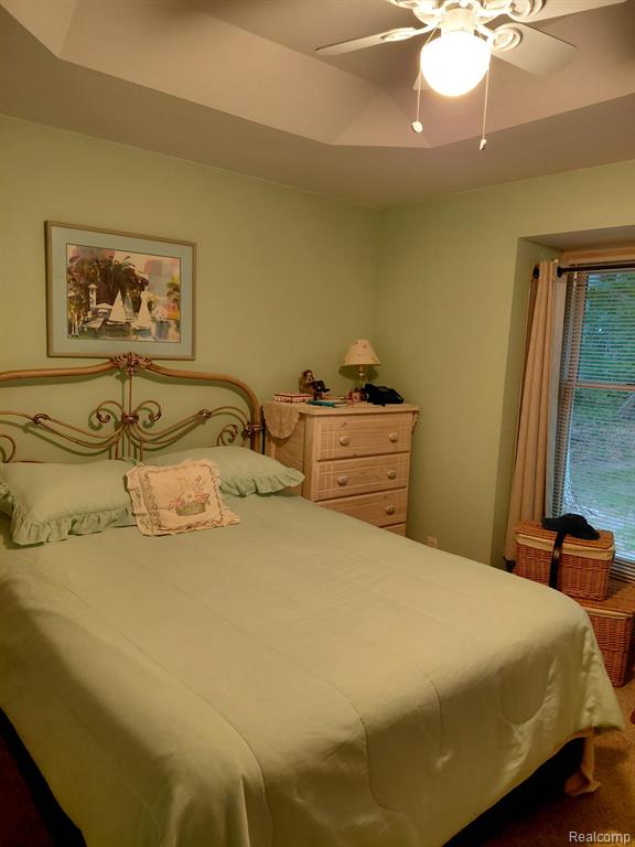 4405 S Hemlock Road Property Photo 9