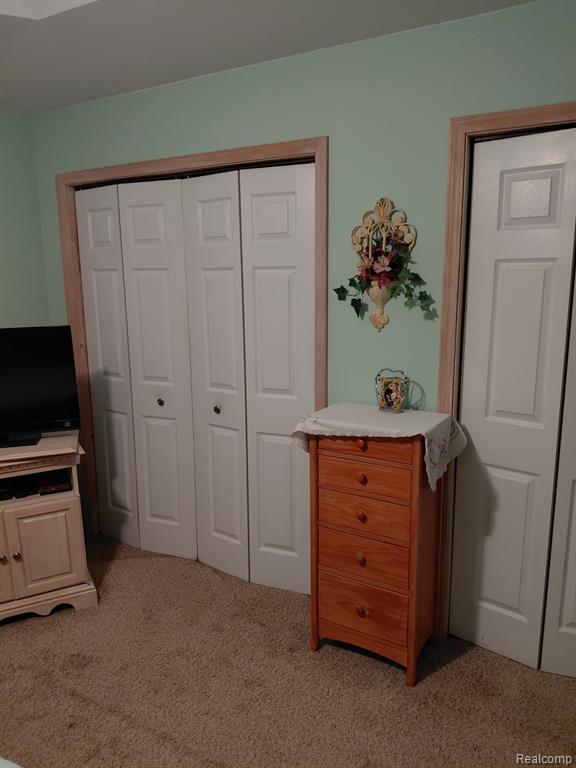 4405 S Hemlock Road Property Photo 10