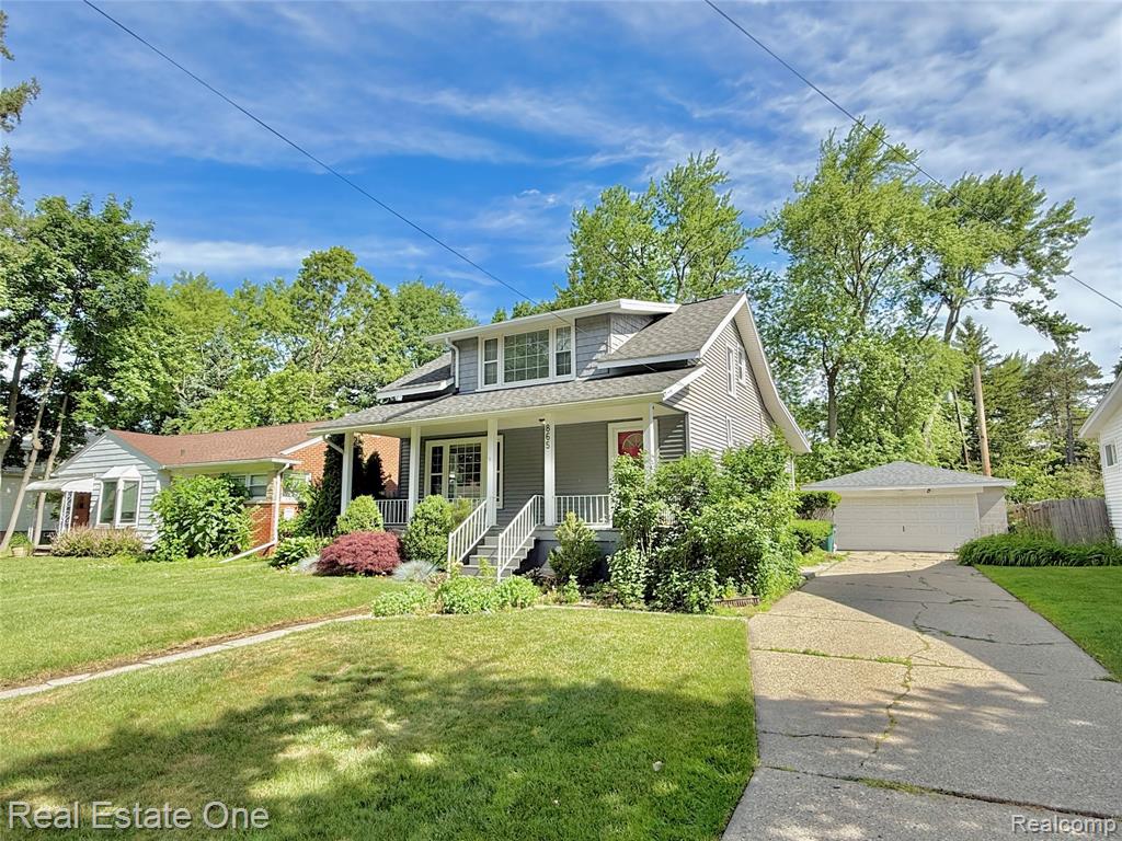 865 Grant Avenue Property Photo 2