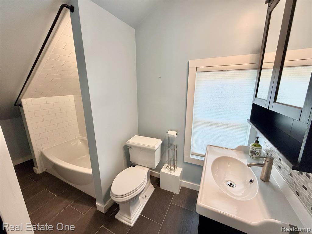 865 Grant Avenue Property Photo 37