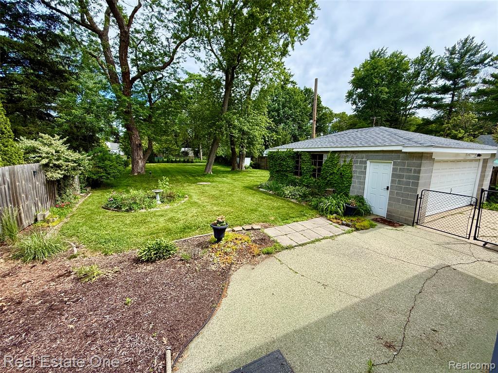 865 Grant Avenue Property Photo 56