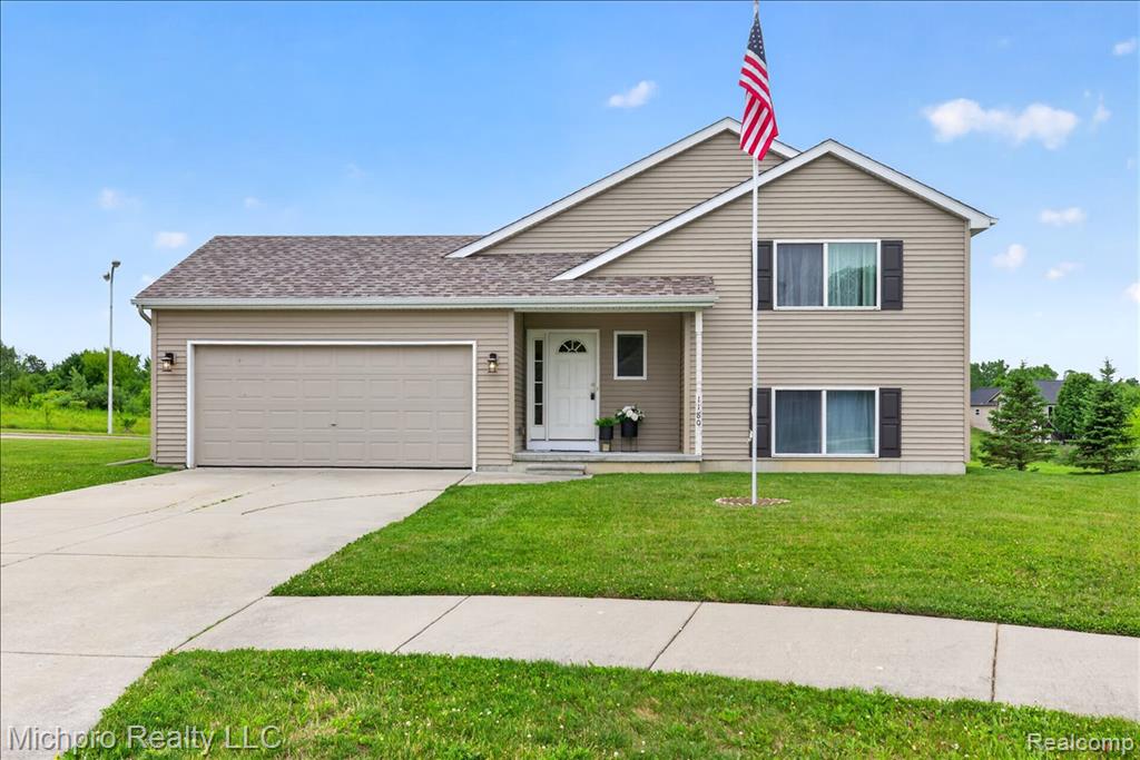 1180 Cimmaron Court Property Photo 1