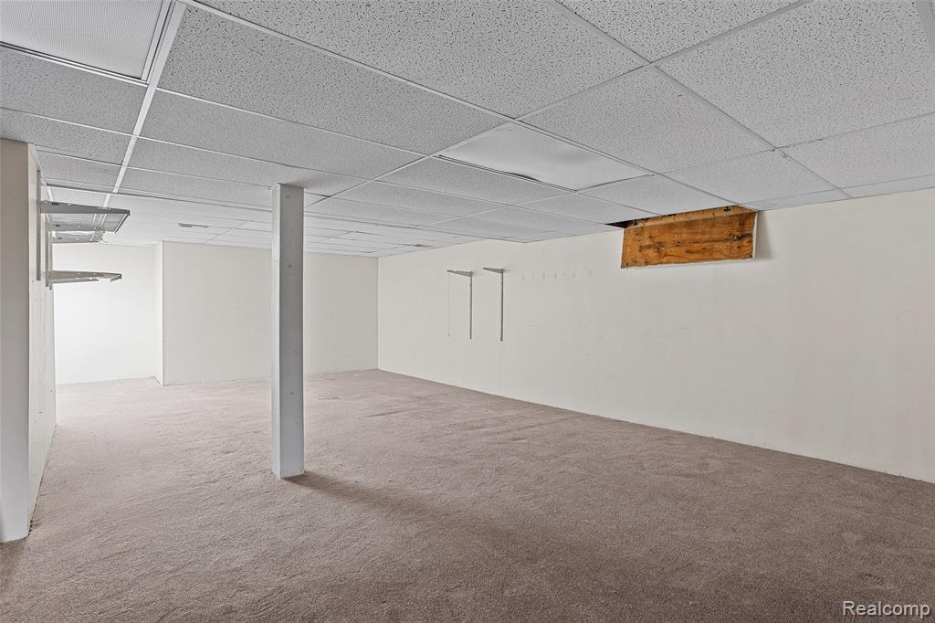 7147 Elmhurst Property Photo 28