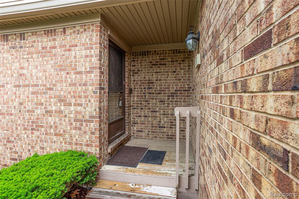 7147 Elmhurst Property Photo 35