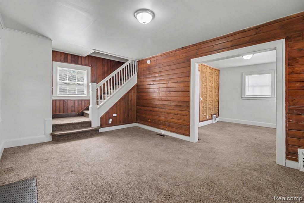 680 N Perry Street Property Photo 5