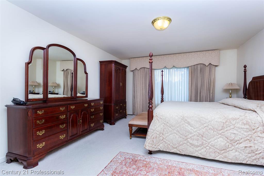 8225 Brookstone Lane Property Photo 21