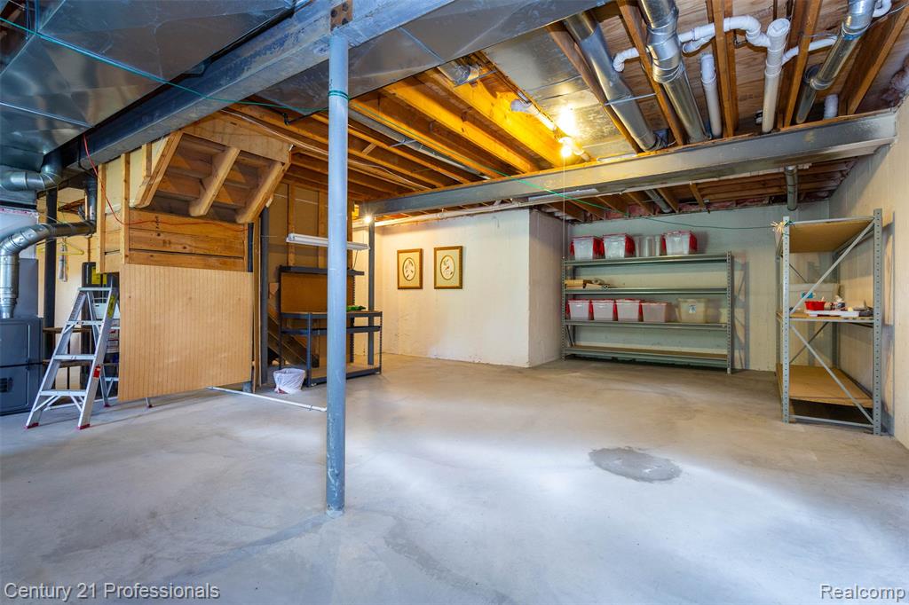 8225 Brookstone Lane Property Photo 41