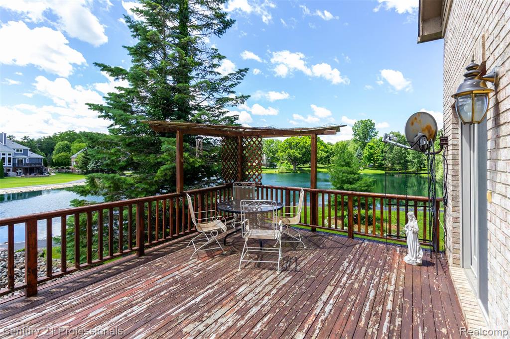 8225 Brookstone Lane Property Photo 47