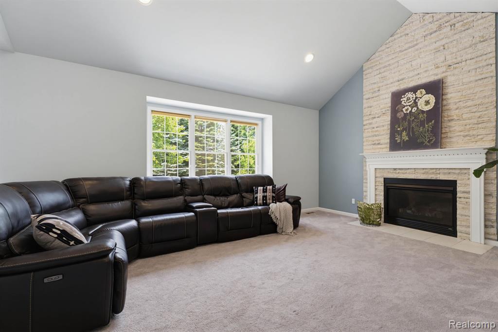 25035 Samoset Court Property Photo 17