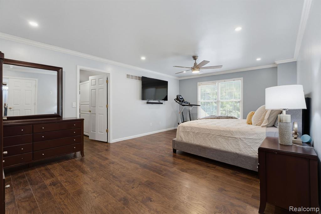 25035 Samoset Court Property Photo 21