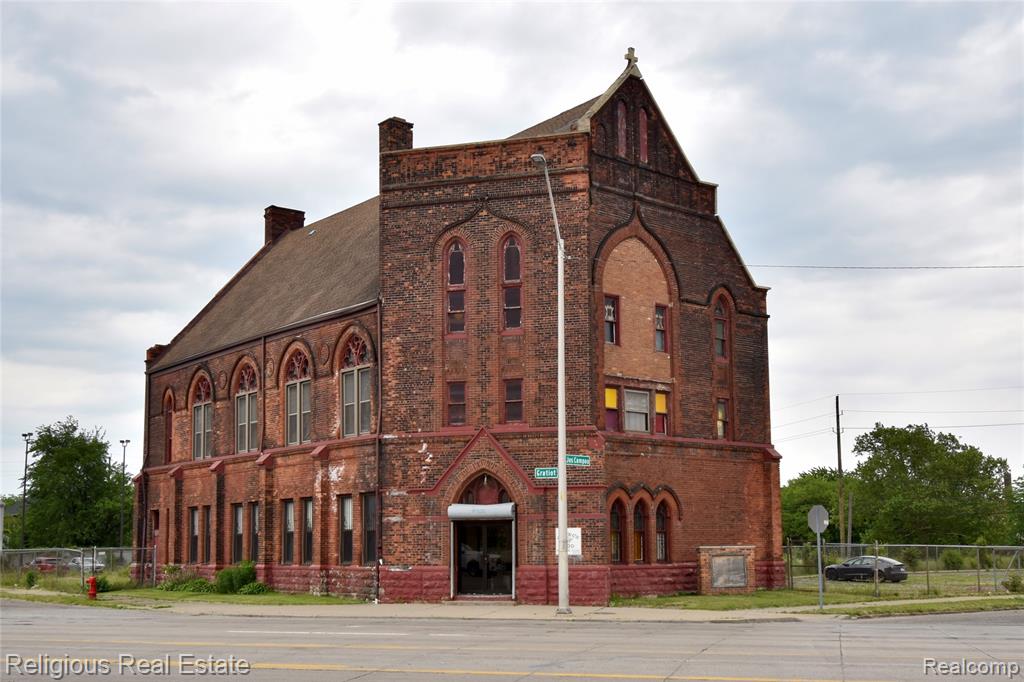 2900 Gratiot Avenue Property Photo 1