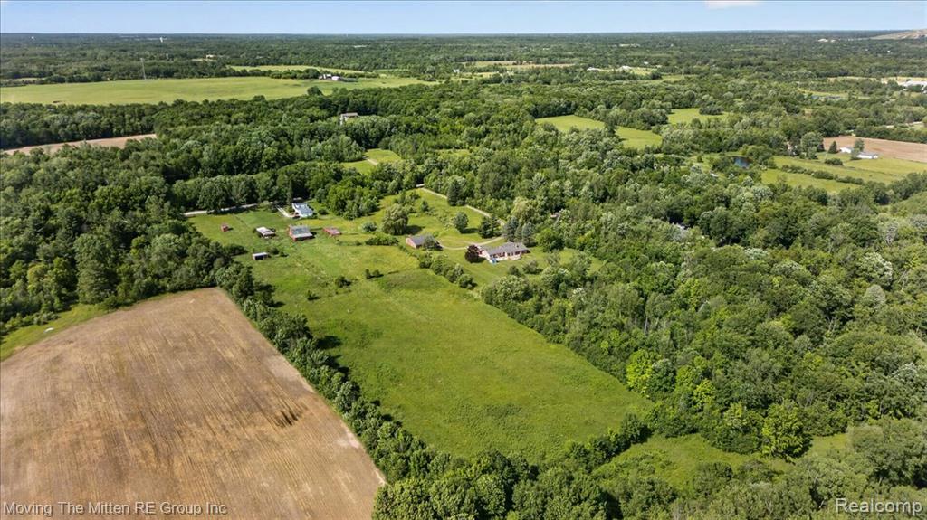6390 Brookville Road Property Photo 5