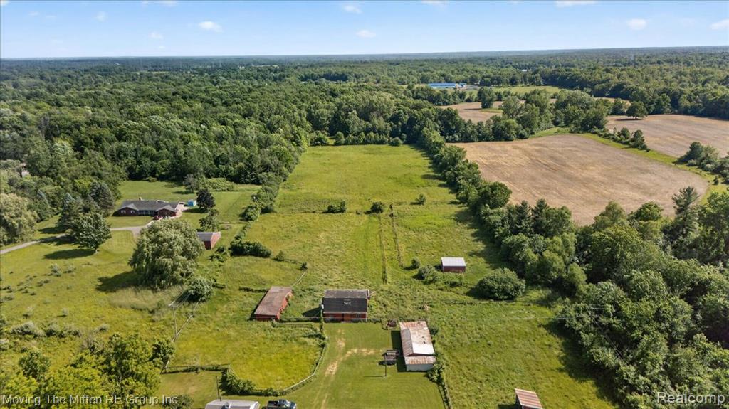 6390 Brookville Road Property Photo 12