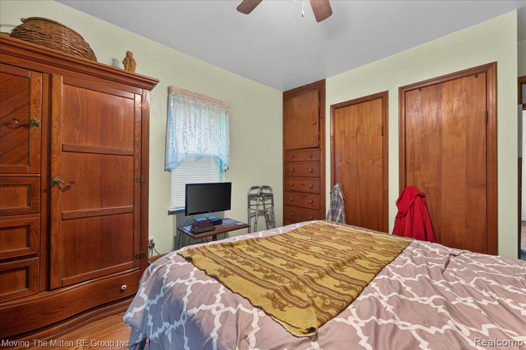 6390 Brookville Road Property Photo 36