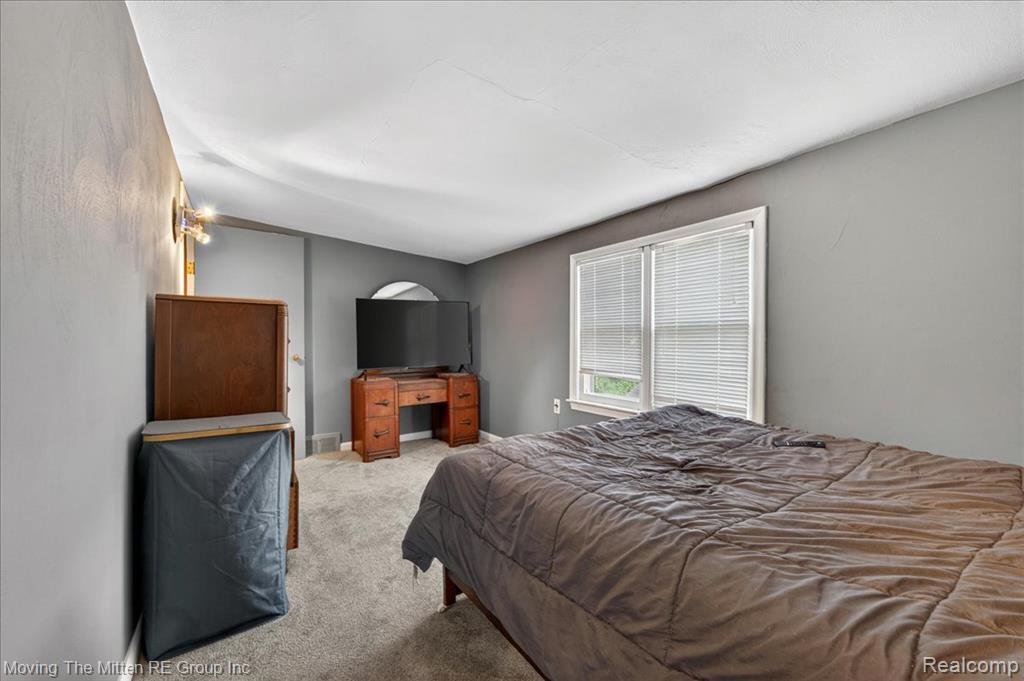 6390 Brookville Road Property Photo 41